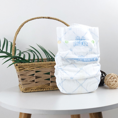 La mutanda su ordinazione di addestramento dell'OEM dei pannolini del bambino tira sul pannolino del bambino