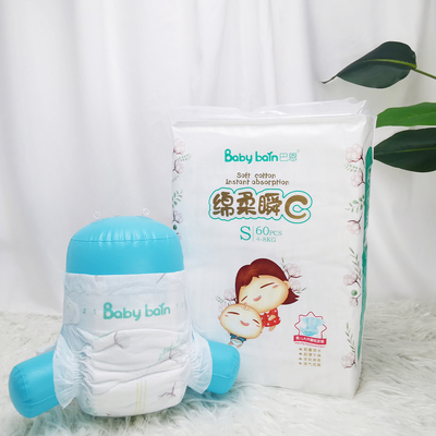 Disponibile su misura preparando il pannolino eliminabile del bambino della mutanda