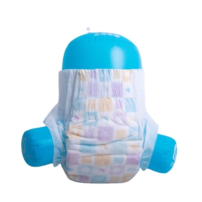 Il bambino eliminabile tira sui pantaloni del pannolino asciuga i pannolini di superficie e comodi